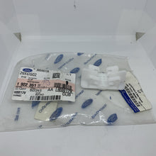 Load image into Gallery viewer, 45106340