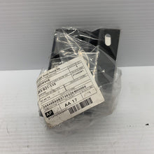 Load image into Gallery viewer, NEW VW CADDY ALLTRACK VARIANT SAB FRONT LEFT FENDER HOLDER 2K5821135 GENUINE