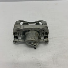 Load image into Gallery viewer, Genuine Toyota lexus brake caliper 477305306084