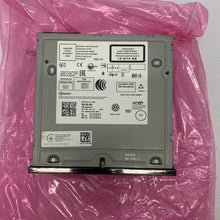 Load image into Gallery viewer, Genuine Volkswagen Control unit electronics passat polo 3Q0035864