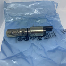 Load image into Gallery viewer, GENUINE AUDI A1 / A3 1.4 16V TFSI CZCA VVT OIL SENSOR 04E906455D