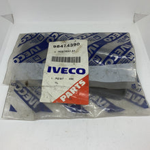 Load image into Gallery viewer, Genuine IVECO Stop Plate 98474390