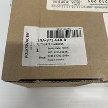 Load image into Gallery viewer, VOLKSWAGEN TIGUAN AD MK2 Right Sliding Roof Wiring Set 5NA971648A NEW GENUINE