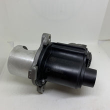Load image into Gallery viewer, VW T5 / T6 180bhp TDI EGR valve  03L131501H New genuine VW part