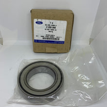 Load image into Gallery viewer, Genuine Ford EcoSport 1.0 GTDi EcoBoost Drive Shaft Bearing 10/2013- 2055946