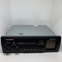 Load image into Gallery viewer, Genuine Renault Radio 7701389864