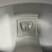 Load image into Gallery viewer, Genuine Dezent Alloy Wheel KBA47672 6J X 15H2