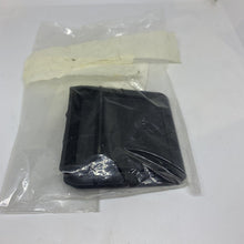 Load image into Gallery viewer, OEM Cover Right Front Wheel Housing VW Passat 4Motion Variant Santana 3G0805984B
