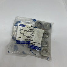 Load image into Gallery viewer, Genuine Ford Nuts x8 4513665