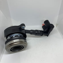 Load image into Gallery viewer, NEW FORD MONDEO MK5 CLUTCH SLAVE CYLINDER 2208372 CM5G-7A564-AD GENUINE