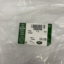 Load image into Gallery viewer, DISCOVERY SPORT REAR AXLE BREATHER TUBE NEW GENUINE LR060388