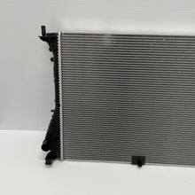 Load image into Gallery viewer, GENUINE BRAND NEW VAUXHALL VIVARO A ENGINE COOLING RADIATOR 93865588