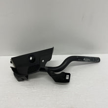 Load image into Gallery viewer, Genuine Vauxhall MK3 (C) (A3470) N/S/F Passenger Side Wind Deflector Inlet Grill