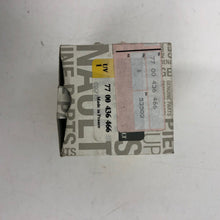 Load image into Gallery viewer, GENUINE RENAULT BUSH LA (7700436466)