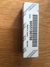 Load image into Gallery viewer, Genuine Fiat 500 Panda 1.2 8V Spark plug X1 55190788