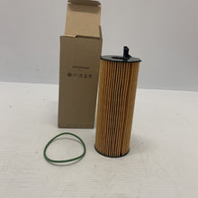 Load image into Gallery viewer, Engine oil filter TDi V6 V8 Phaeton Touareg A4 A6 A8 057115561M New genuine VW