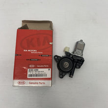 Load image into Gallery viewer, KIA CARENS WINDOW MOTOR FRONT RIGHT DRIVER SIDE OFFSIDE 82460A4000 MK3 RP 2014