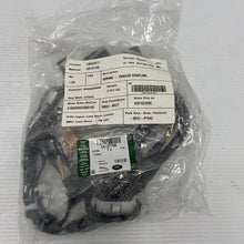 Load image into Gallery viewer, DEFENDER 2020&gt;DEPLOYABLE TOW BAR TRAILER COUPLING WIRING !!!GENUINE!!! LR137796