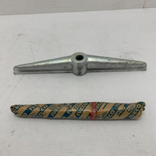 Load image into Gallery viewer, Genuine IVECO Bridge 99341004
