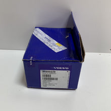 Load image into Gallery viewer, PART NO. 31200229 GENUINE VOLVO Brake pad set Front axle BRAND NEW