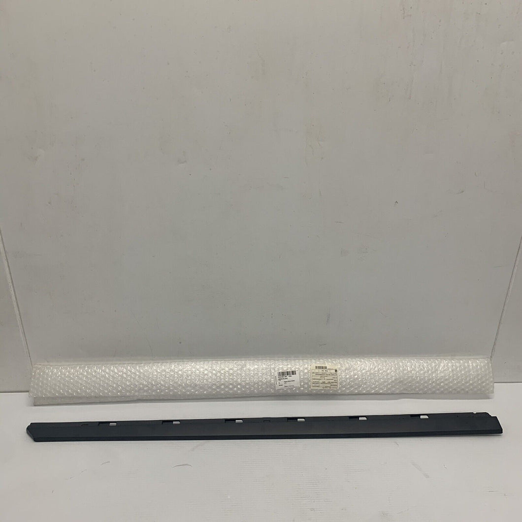 Genuine & New VW PASSAT 2015-  LEFT FRONT LOWER DOOR MOULDING TRIM 3G0853267 GRU