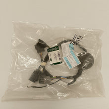 Load image into Gallery viewer, New Genuine LR Discovery Sport 2015, Tow Bar Electrics Wiring Loom - LR133110