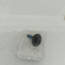 Load image into Gallery viewer, NEW GENUINE RANGE ROVER SPORT 2005 - 2013 M8 TORX, SCREW - FYP106397