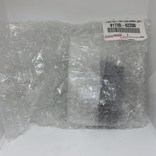 Load image into Gallery viewer, Genuine Toyota 8173002200 lamp assy side turn signal rh