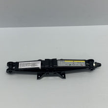Load image into Gallery viewer, GENUINE VW GOLF SKODA OCTAVIA RAPID SEAT LEON 2011-2020 JACK LIFT TOOL 5Q0011031