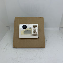 Load image into Gallery viewer, GENUINE RENAULT CLOCK (7700818946)