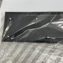 Load image into Gallery viewer, Fiat Ducato Peugeot Boxer Citroen Relay Side Middle Trim Moulding 735422720