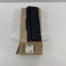 Load image into Gallery viewer, Genuine Land Rover Discovery sPORT 15 Evoque 19 panel glove box lr117749