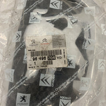 Load image into Gallery viewer, Genuine New PEUGEOT GRILLE BADGE Front Emblem For Expert 2007-2010 Van HDi 16V