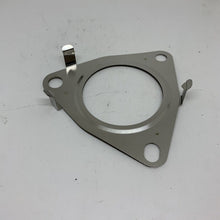 Load image into Gallery viewer, GENUINE RANGE ROVER VOGUE, RR SPORT 4.4L DIESEL DOWNPIPE GASKET RH LR079223