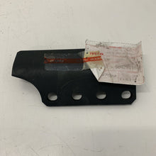 Load image into Gallery viewer, Iveco 98429118 Support Bracket new