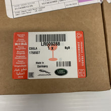 Load image into Gallery viewer, DISCOVERY 3 &amp; 4 RANGE ROVER SPORT FRONT SEAT BELT BUCKLE RH !!GENUINE!! LR009288