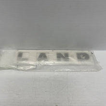 Load image into Gallery viewer, OEM LAND ROVER DISCOVERY LR4 L319 HOOD EMBLEM DAB500050LQV GENUINE