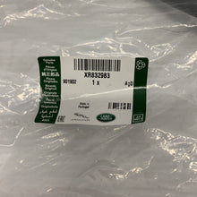 Load image into Gallery viewer, JAGUAR XF X250 Expansion Tank To Engine Hose XR832983 NEW GENUINE