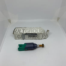 Load image into Gallery viewer, Genuine Renault 8200168240 Brake Light Switch