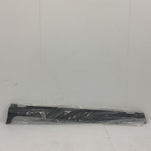 Load image into Gallery viewer, Genuine Kia Stonic 17-20 nearside sill trim 87751h8400