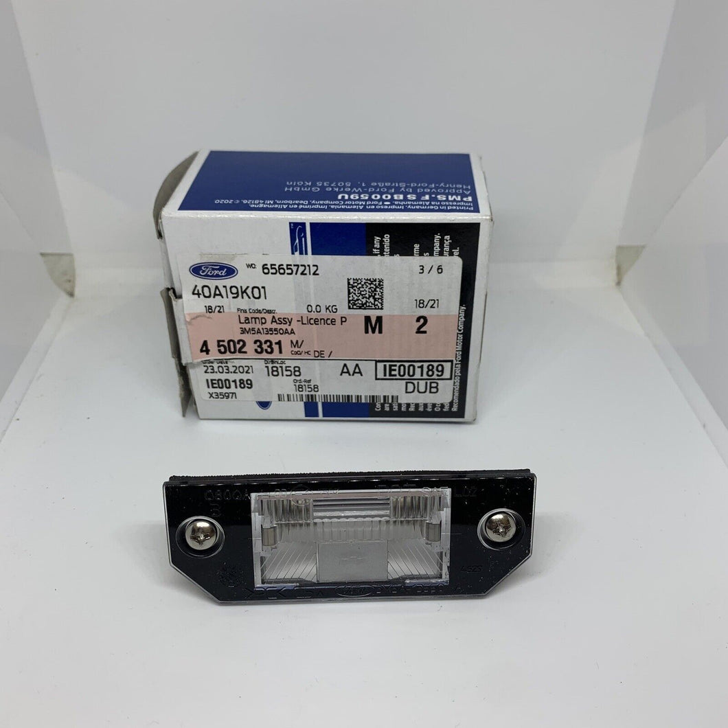 Genuine Ford C-Max Focus Mk2 Focus C-Max Number Plate Light Lamp  4502331