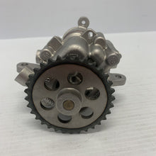Load image into Gallery viewer, Genuine Ford Transit Mk7 Mk8 Ranger Mk4 Custom 2.2 Duratorq Oil Pump 1839456