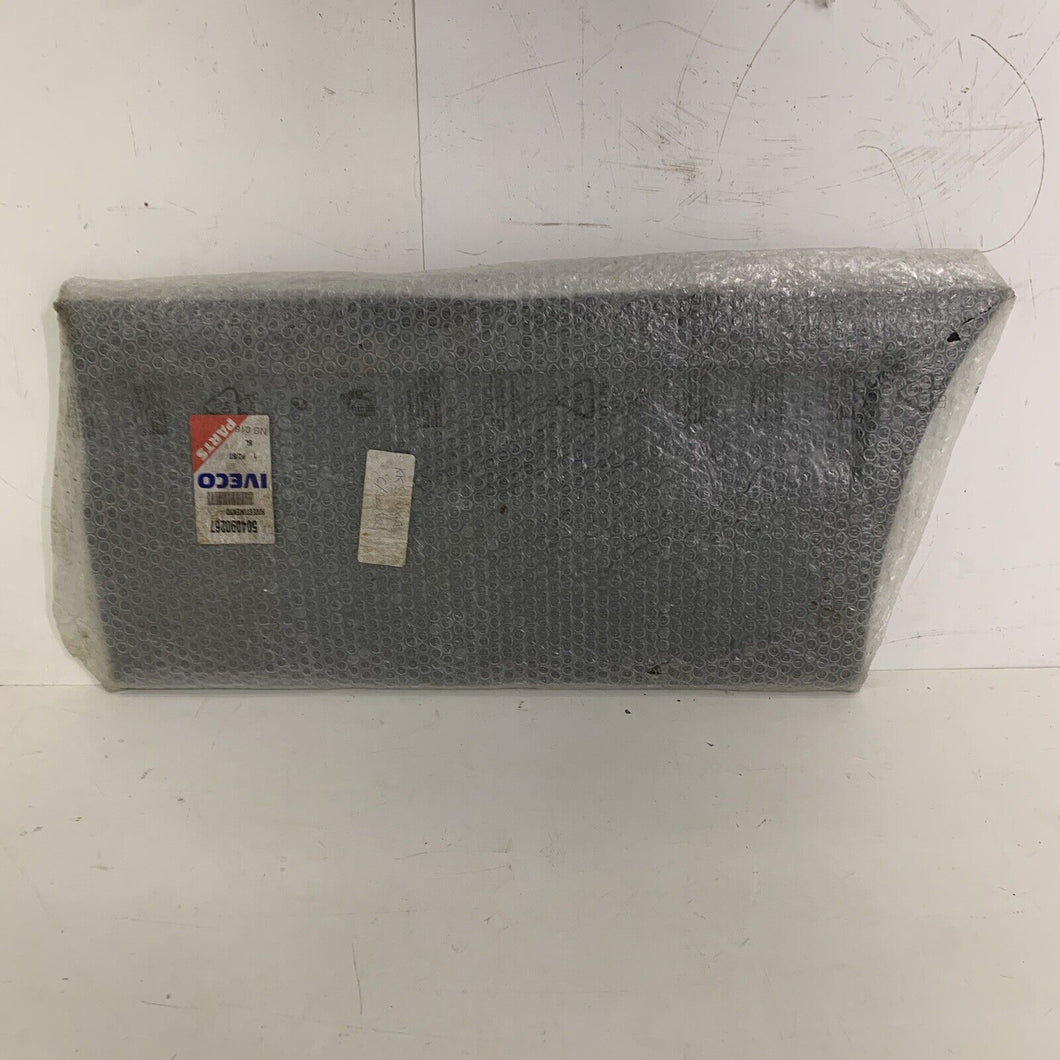 Genuine Door Panel Iveco Daily IV 06-11 3.0HPI 504090267 Front Right
