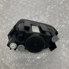 Load image into Gallery viewer, Genuine Jaguar XJ 95-97 Fog Lamp 90569128 RHS