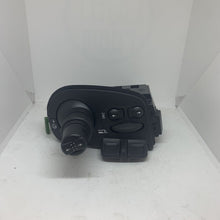 Load image into Gallery viewer, GENUINE RENAULT CONTROL WIPER SC3 (7701057571)