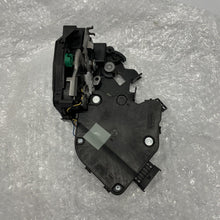 Load image into Gallery viewer, OEM LAND ROVER RANGE ROVER SPORT L494 FRONT RIGHT DOOR LATCH LR078720 GENUINE