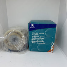 Load image into Gallery viewer, Genuine Peugeot Fuel Filter 190676 1906.76