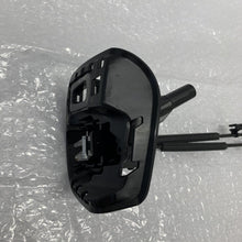 Load image into Gallery viewer, GENUINE RANGE ROVER EVOQUE 2012> FRONT SEAT BACK RECLINE LEVER RIGHT LR076169