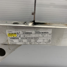 Load image into Gallery viewer, 2020-2023 VOLVO V90 B5 2.0 HYBRID FRONT SLAM LANDING PANEL 31690552