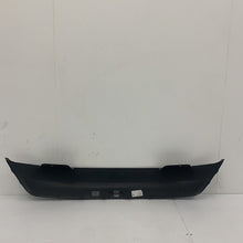 Load image into Gallery viewer, Genuine Land Rover Discvoery 5 17 COVER TOWING HOOK OPENING LR142611